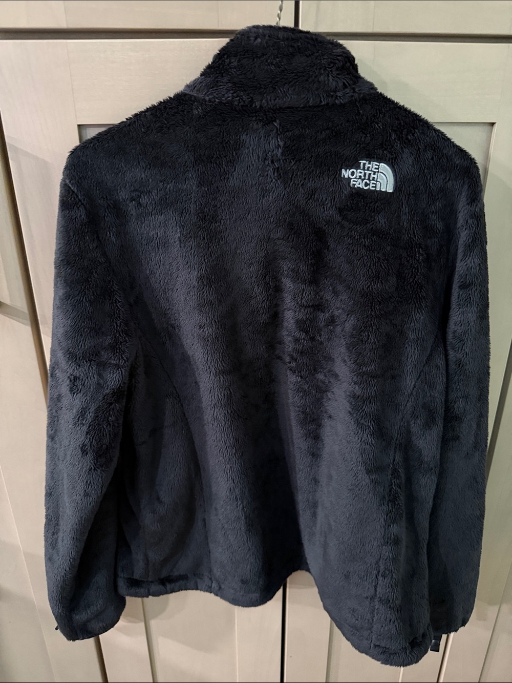 Women Jacket Subcategory Classification - Picture 3 of 4